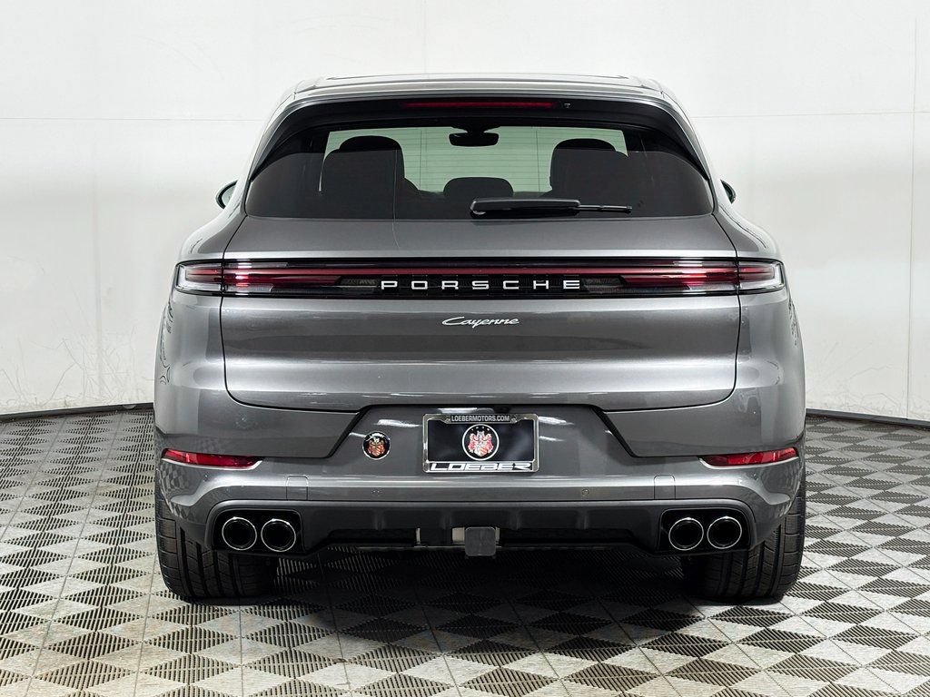 Certified 2026 Porsche Cayenne AWD/4WD image 6