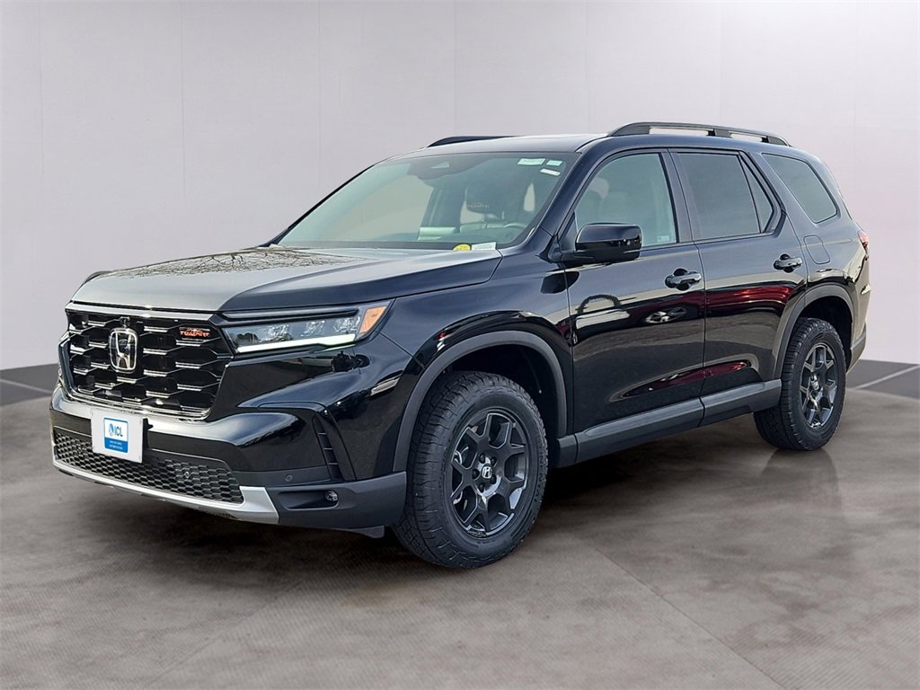 New 2025 Honda Pilot TrailSport