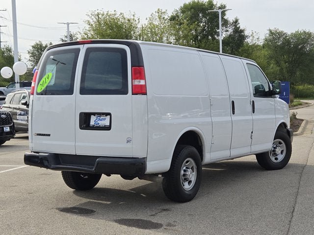 Used 2019 Chevrolet Express 2500 RWD image 10