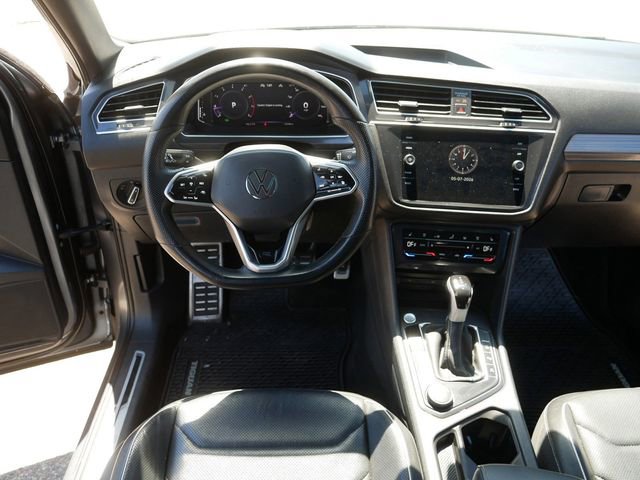 Certified 2023 Volkswagen Tiguan SEL R-Line AWD/4WD image 20
