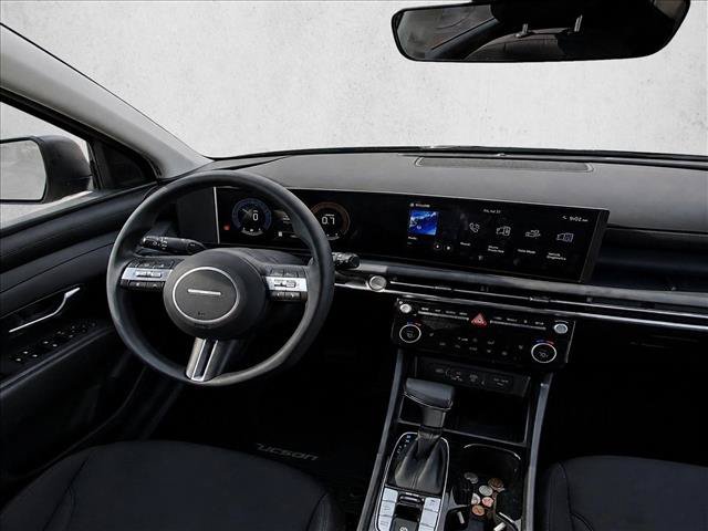 Used 2025 Hyundai Tucson SEL FWD image 25