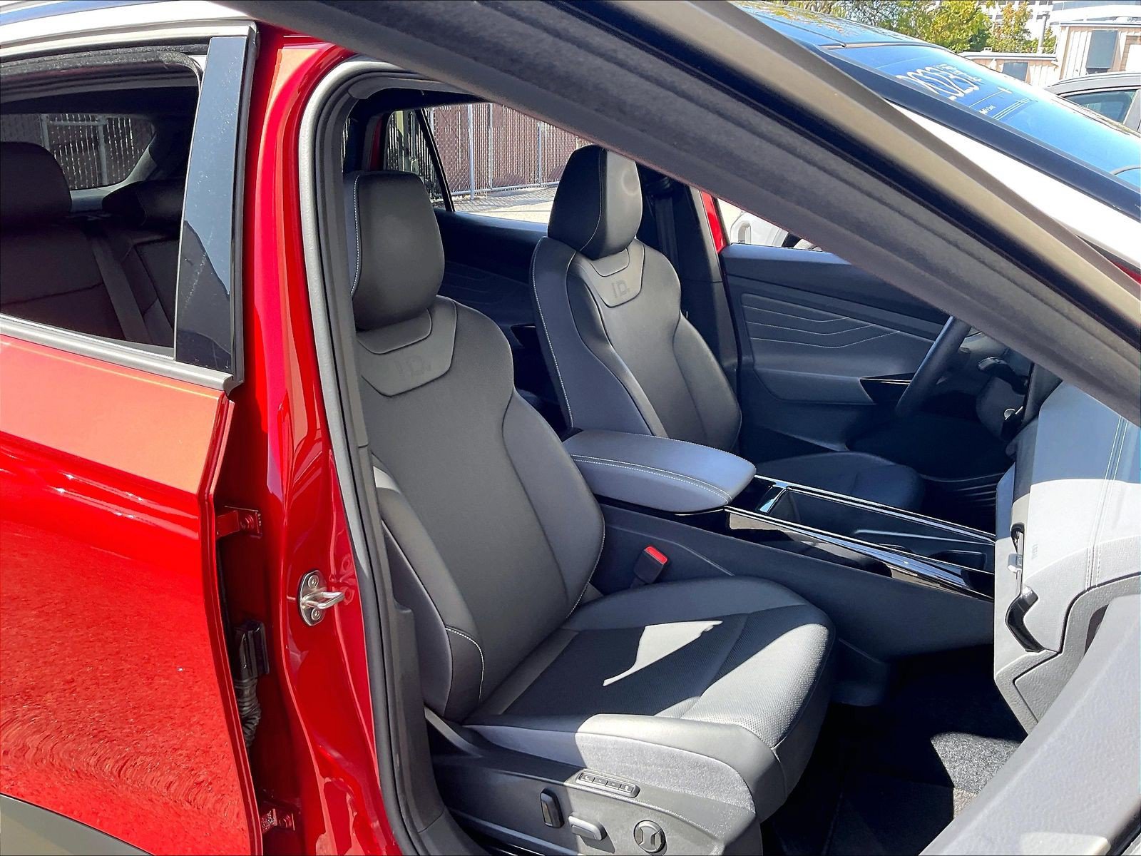 Certified 2023 Volkswagen ID.4 Pro S Plus AWD/4WD image 6