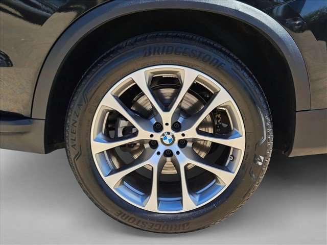Used 2026 BMW X5 xDrive40i AWD/4WD image 25
