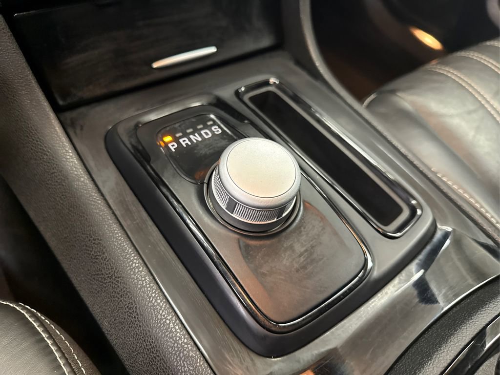 Used 2022 Chrysler 300 S image 30