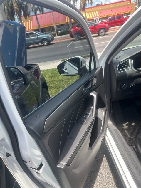 Used 2022 Volkswagen Tiguan SE FWD image 12