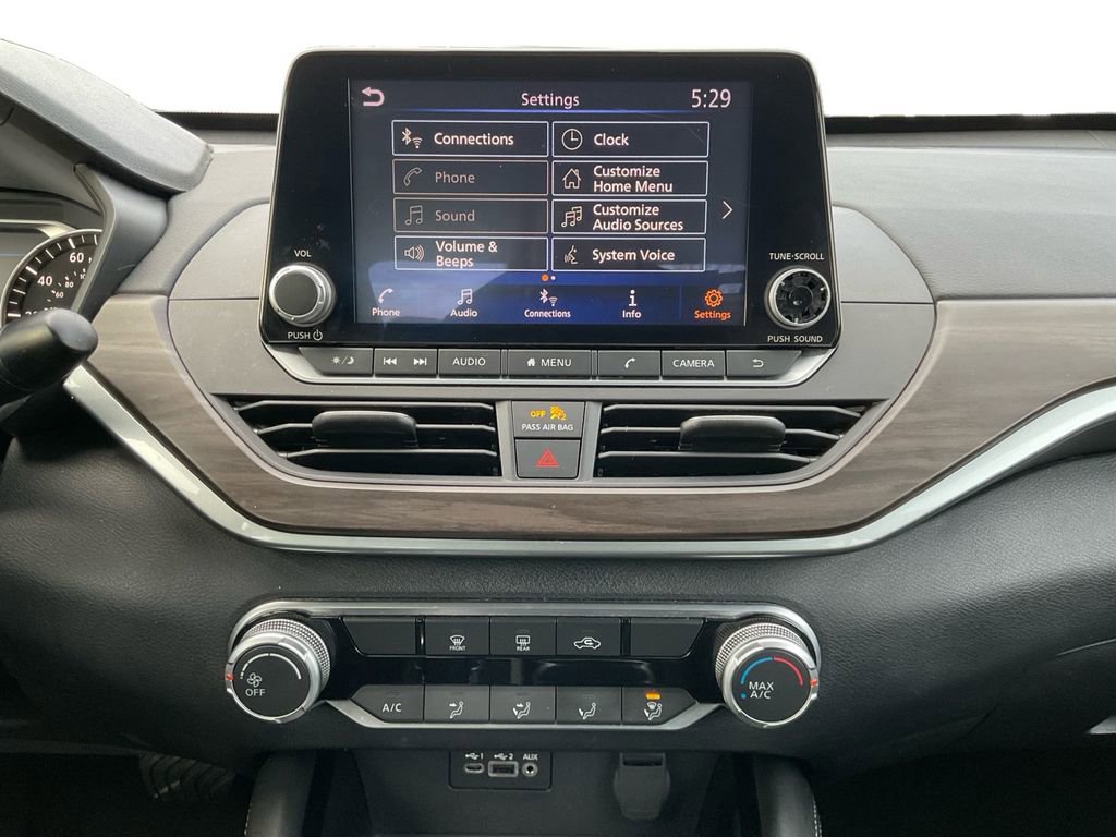 Used 2023 Nissan Altima 2.5 SV image 12