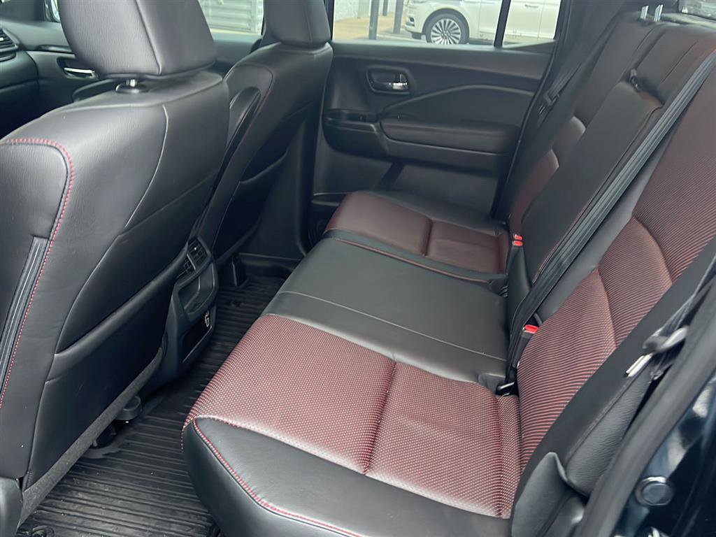 Used 2023 Honda Ridgeline Black Edition image 13