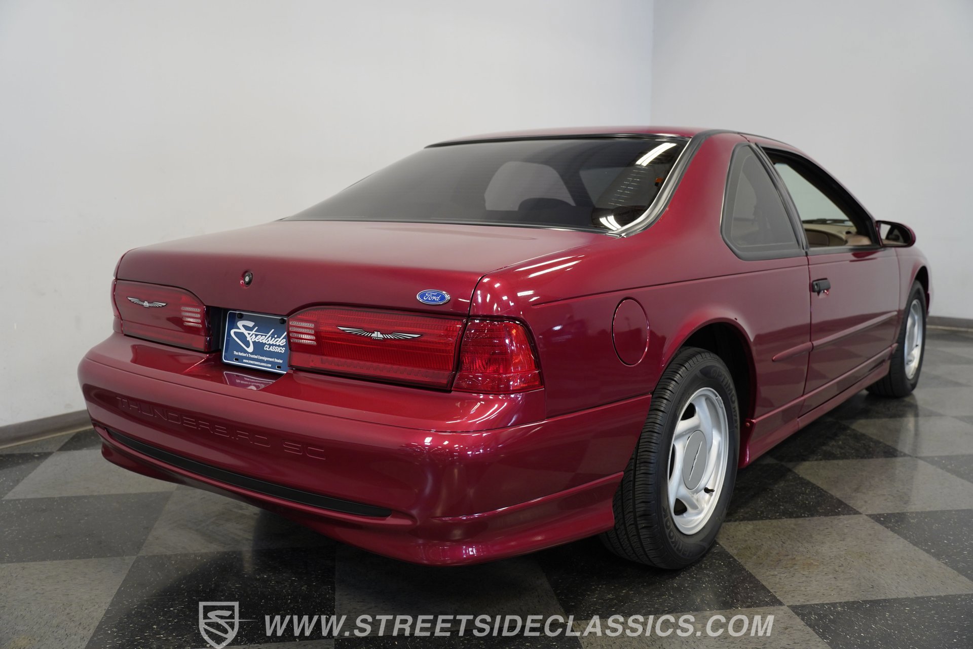 Used 1995 Ford Thunderbird Super RWD image 12