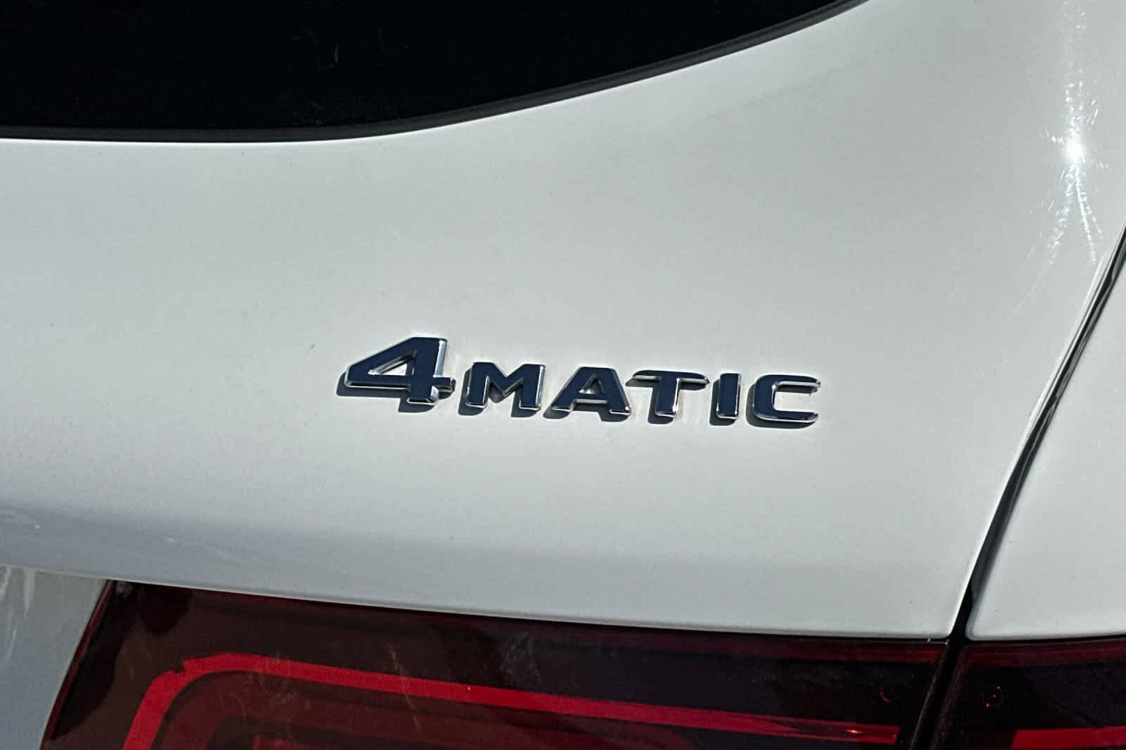 Used 2022 Mercedes-Benz GLC 300 4MATIC image 26