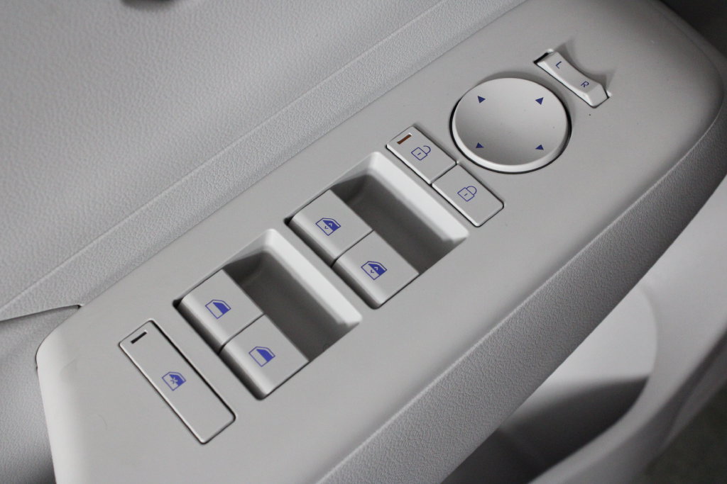 Certified 2026 Hyundai Kona SEL Sport FWD image 23