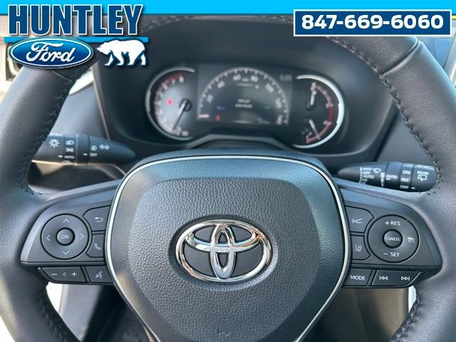 Used 2023 Toyota RAV4 XLE Premium AWD/4WD image 26