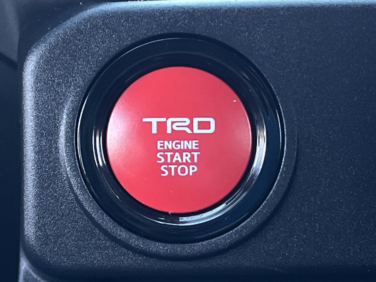 Used 2024 Toyota Tacoma TRD Sport AWD/4WD image 19