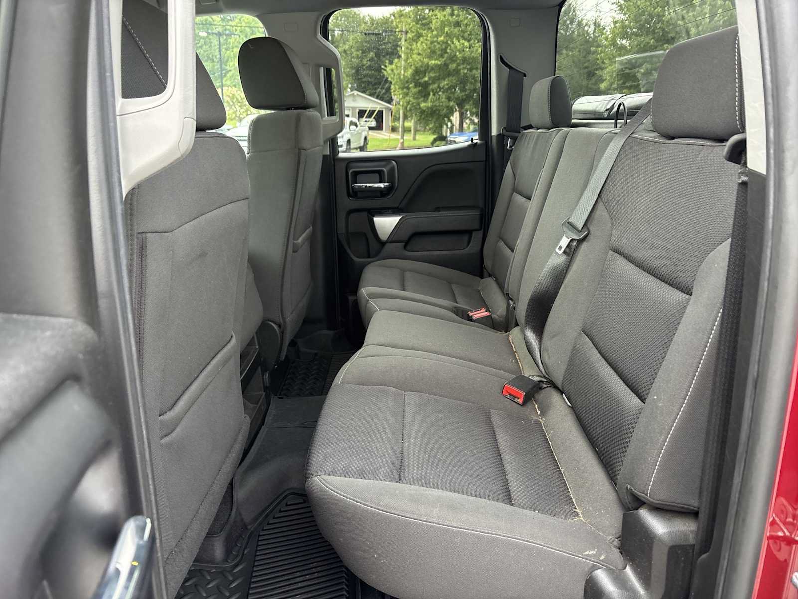 Used 2019 Chevrolet Silverado 1500 LT w/ All Star Edition AWD/4WD image 21