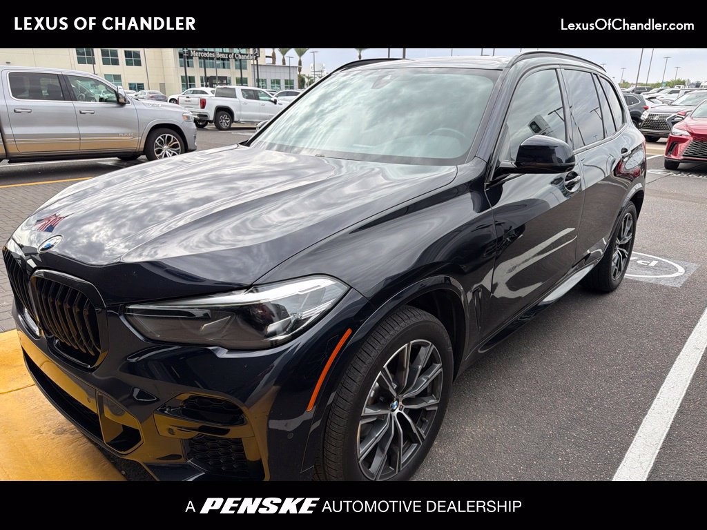 Used 2022 BMW X5 sDrive40i w/ M Sport Package RWD image 1