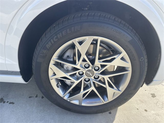 Used 2025 Genesis GV70 2.5T image 32