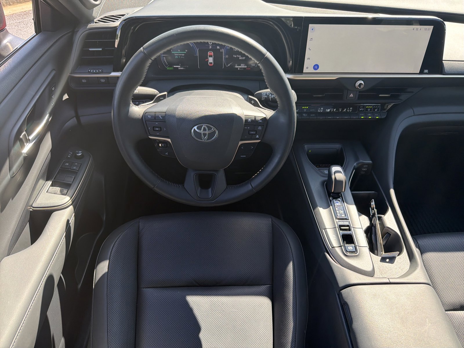 Used 2023 Toyota Crown Platinum AWD/4WD image 31
