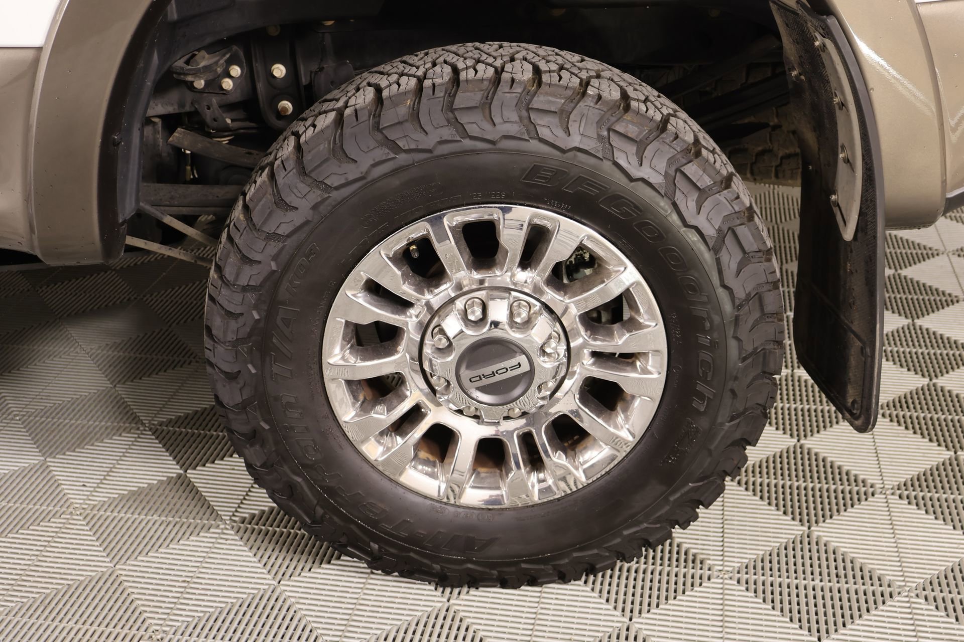 Used 2022 Ford F250 Lariat w/ Chrome Package image 19