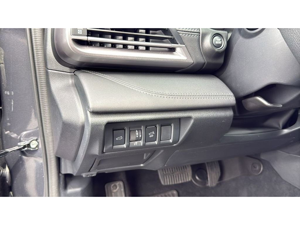 Used 2025 Subaru Outback Limited image 15