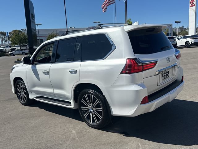 Used 2019 Lexus LX 570 4WD w/ Luxury Package image 4