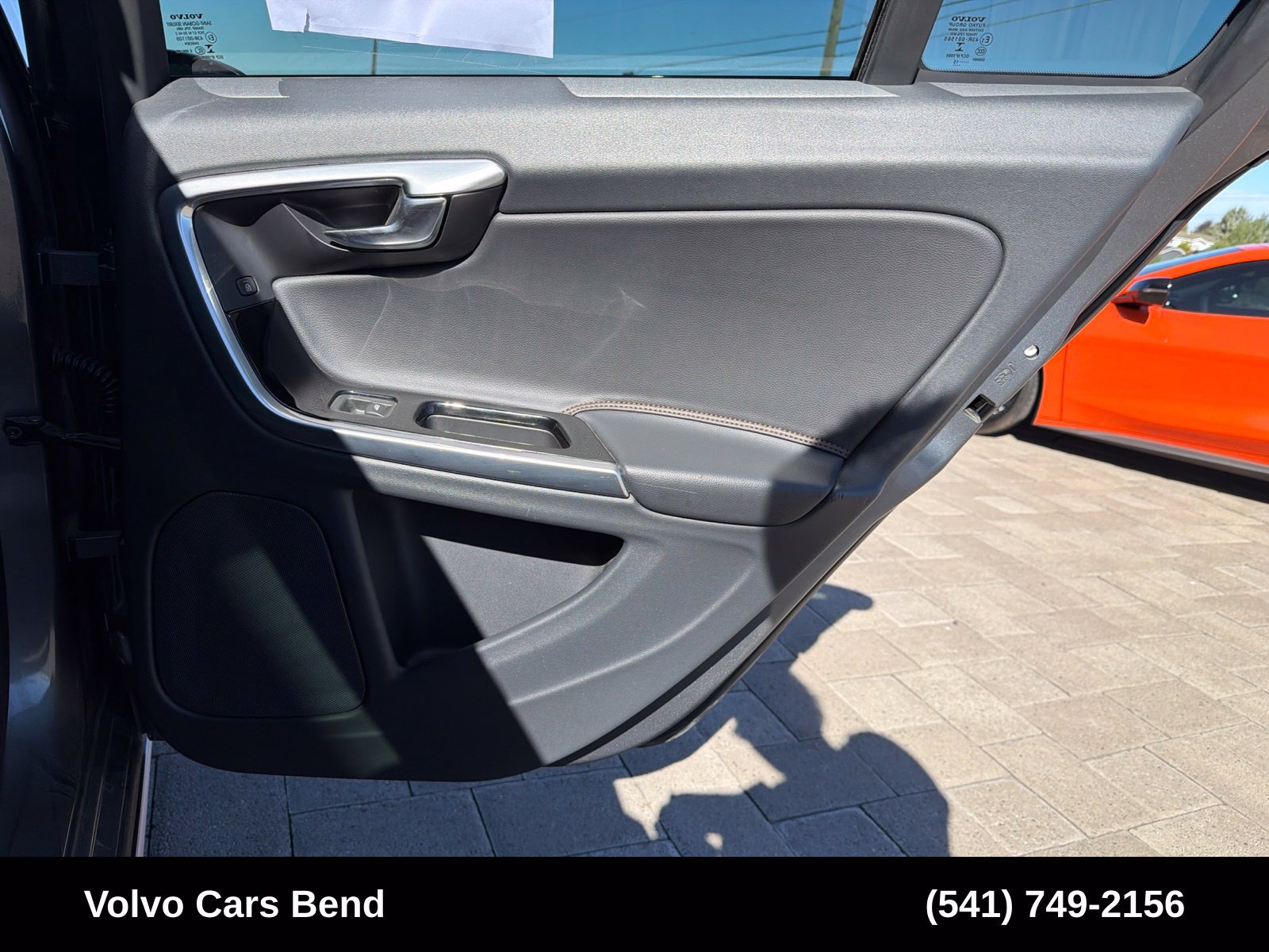 Used 2016 Volvo S60 T5 Cross Country Platinum AWD/4WD image 23