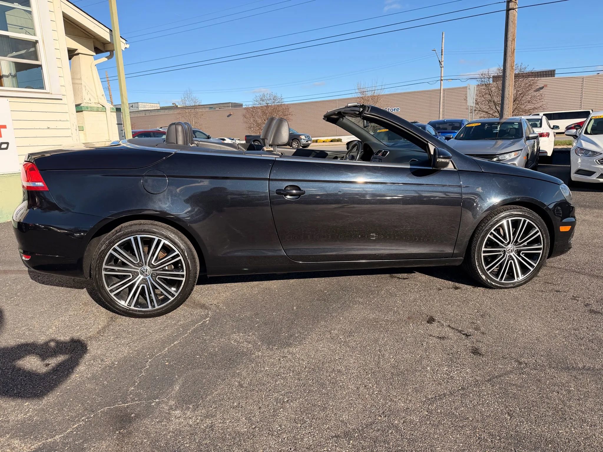 Used 2015 Volkswagen Eos Final Edition image 30