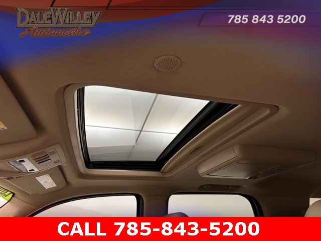 Used 2012 Chevrolet Tahoe LTZ image 12