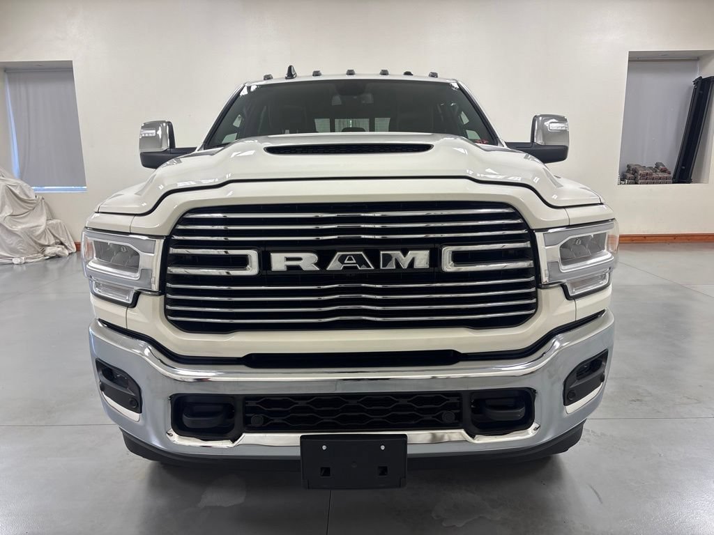 Used 2024 RAM 3500 Laramie w/ Sport Appearance Package AWD/4WD image 3