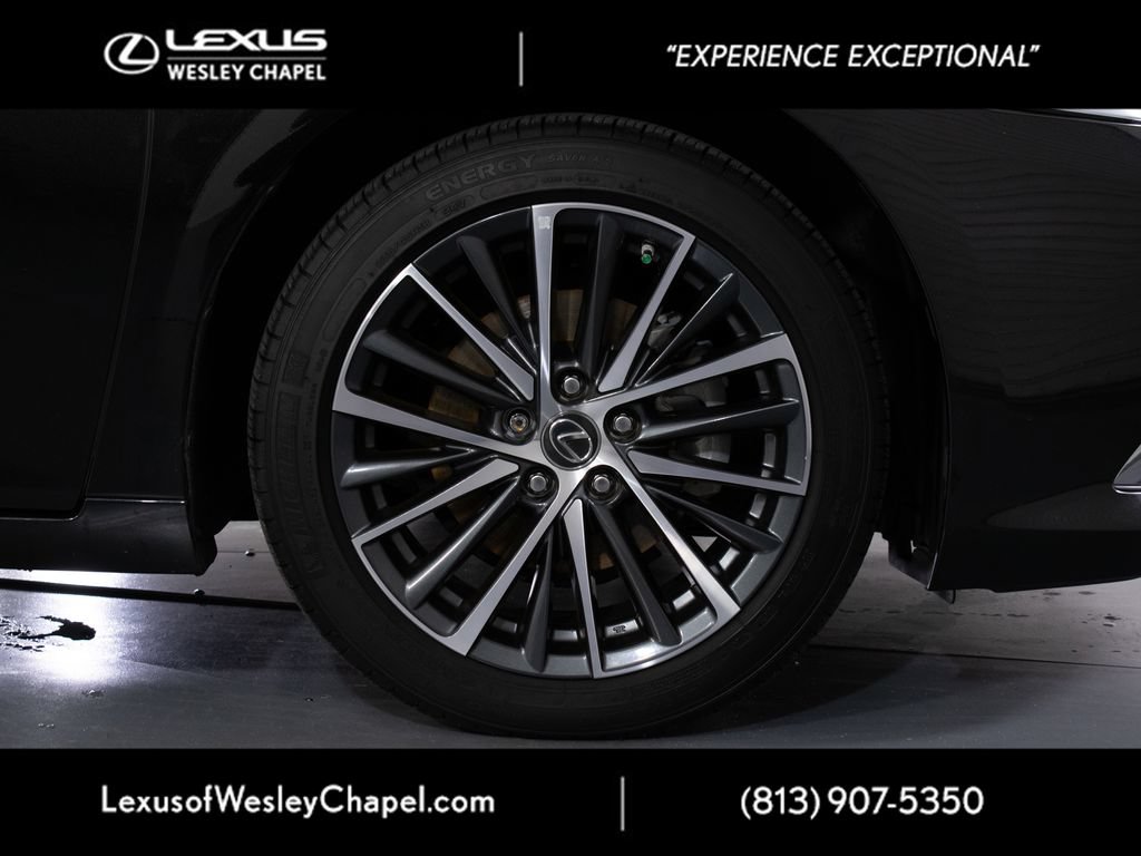 Certified 2024 Lexus ES 350 w/ Premium Package FWD image 3