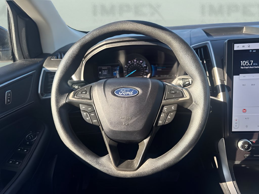 Used 2024 Ford Edge SE w/ Black Appearance Package AWD/4WD image 14