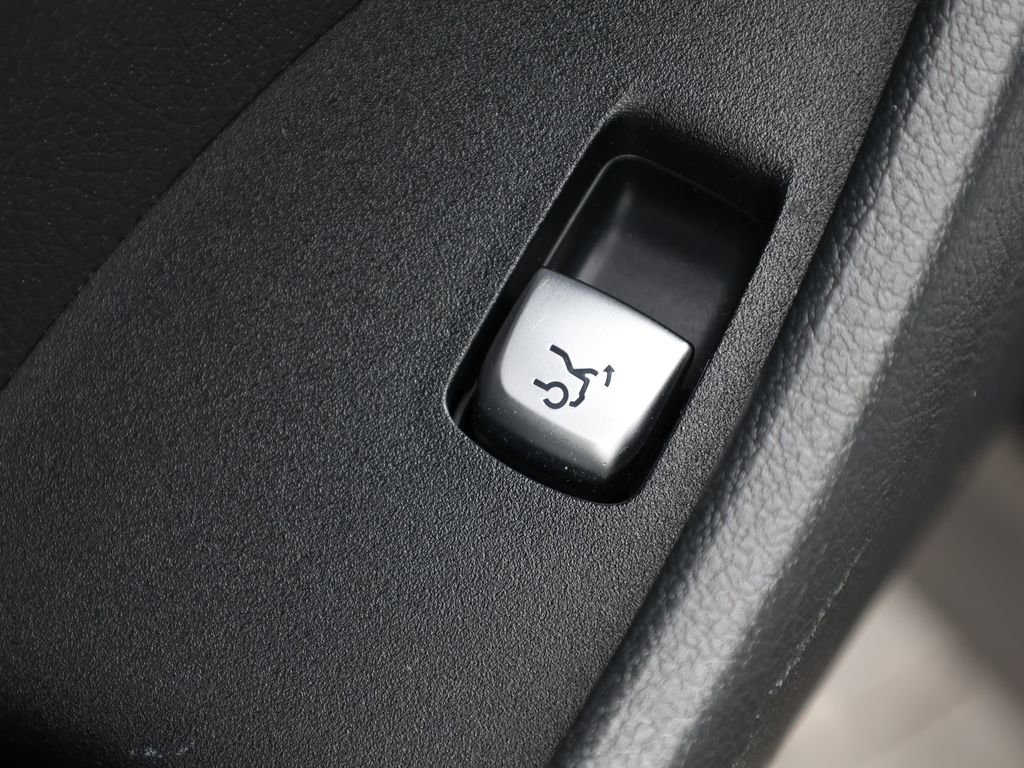 Used 2018 Mercedes-Benz E 400 E 400 image 14