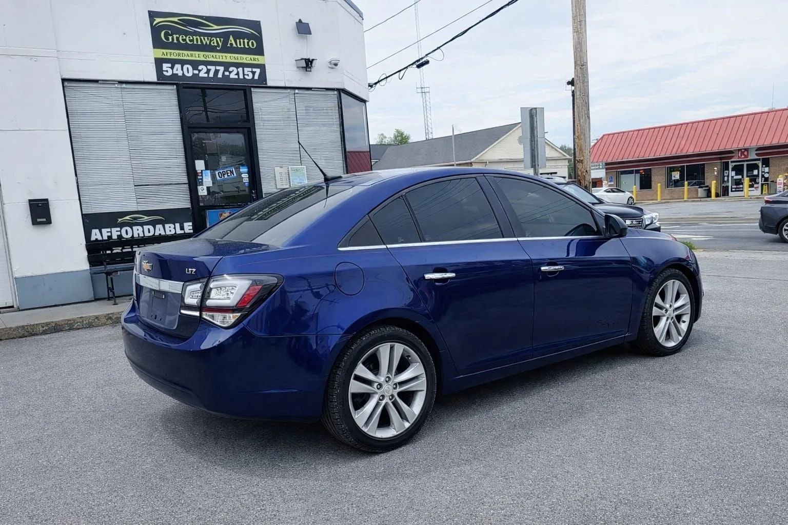 Used 2012 Chevrolet Cruze LTZ FWD image 6