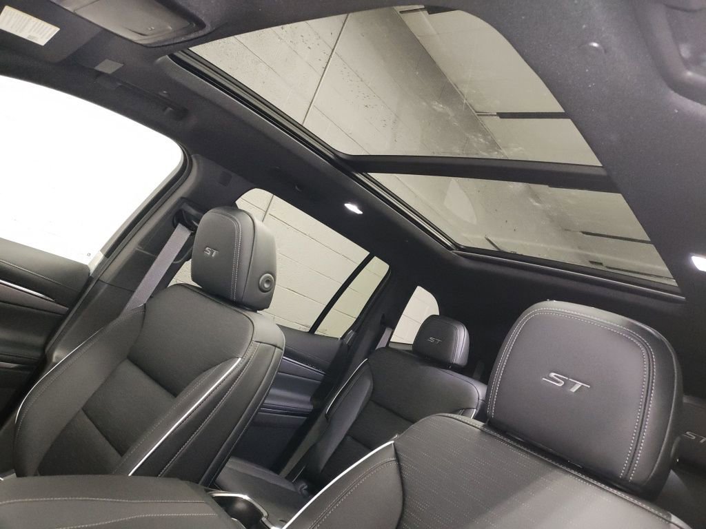 New 2026 Buick Enclave Sport Touring w/ Power Package image 26