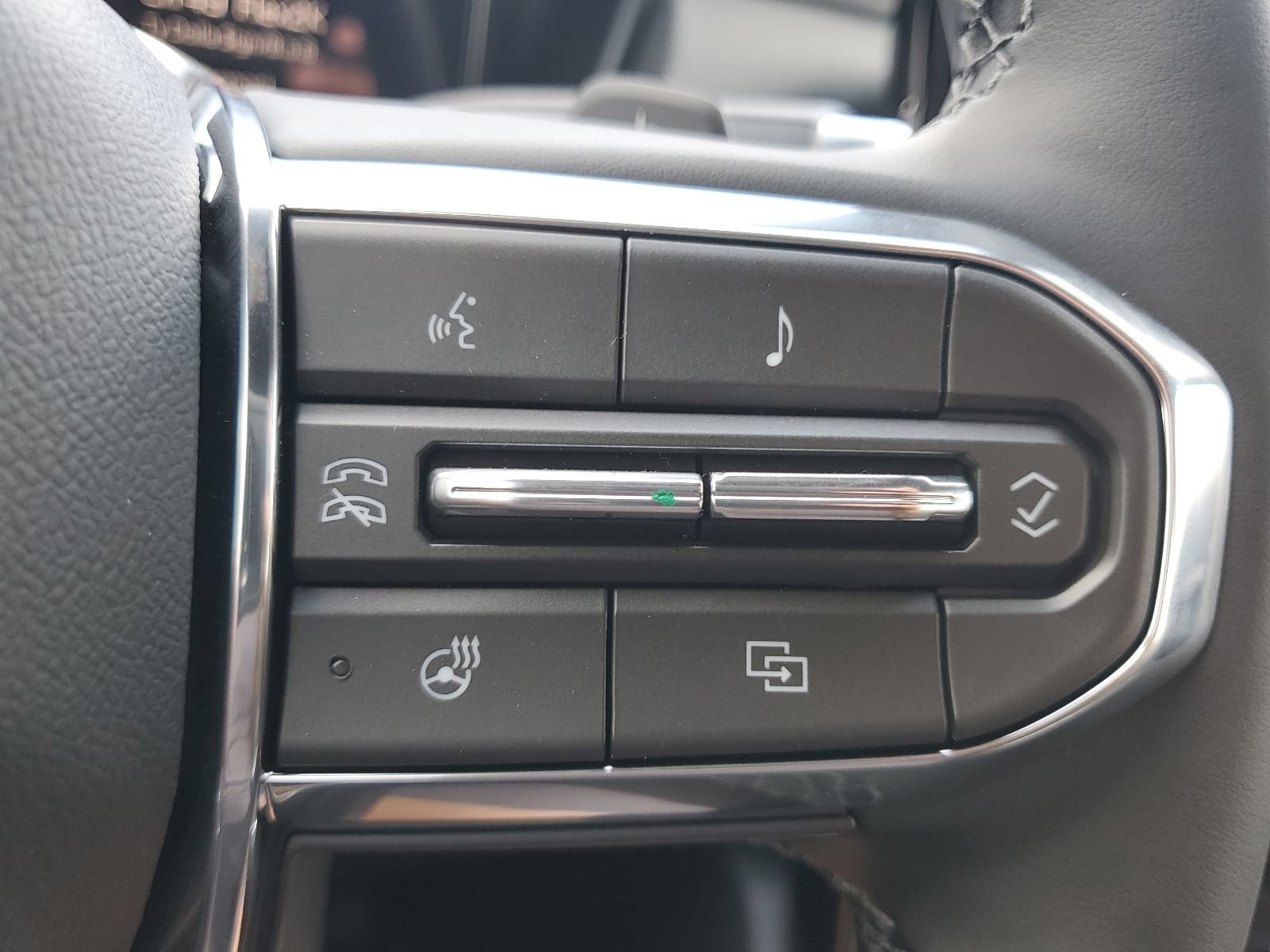 New 2027 GMC Terrain Elevation w/ LPO, Floor Liner Package FWD image 20