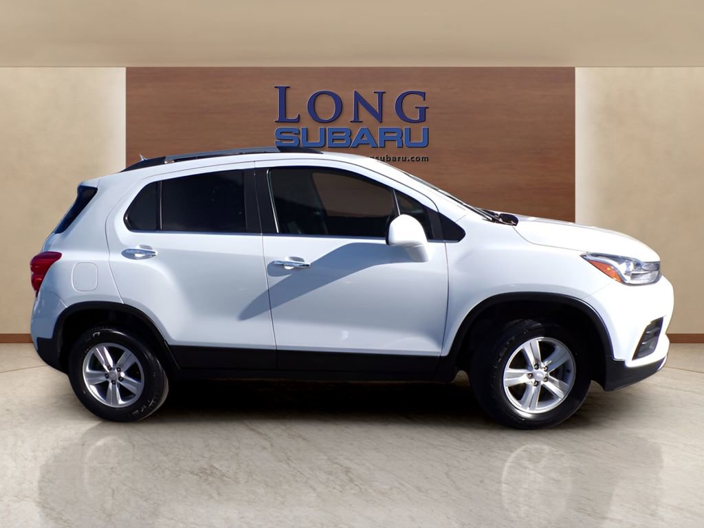 Used 2019 Chevrolet Trax LT w/ LT Convenience Package image 5