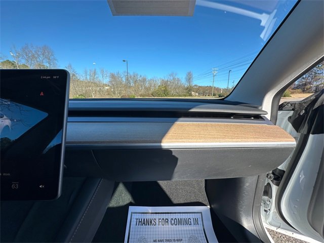 Used 2022 Tesla Model 3 Long Range image 16