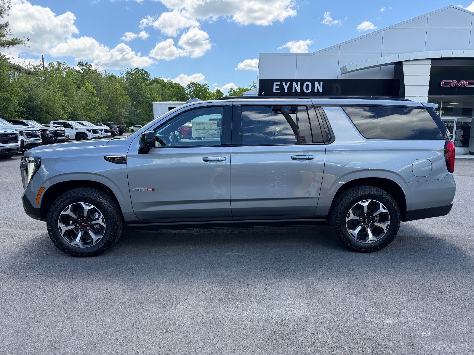 New 2026 GMC Yukon XL AT4 Ultimate w/ LPO, Floor Liner Package AWD/4WD image 2