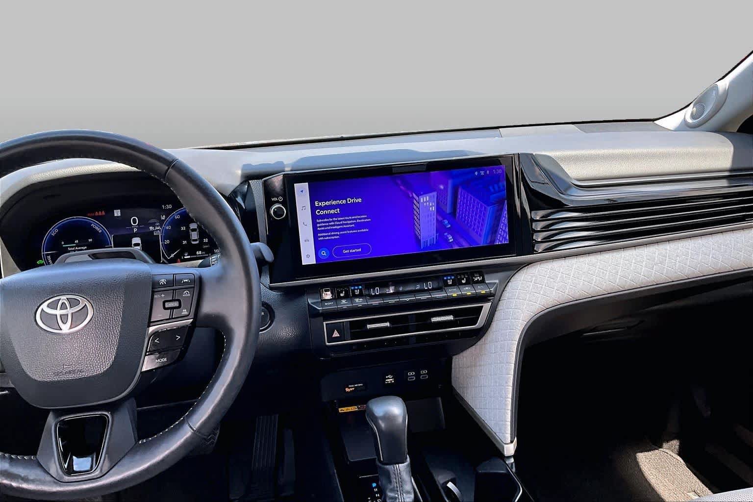 Used 2025 Toyota Camry XLE w/ Premium Plus Package FWD image 7