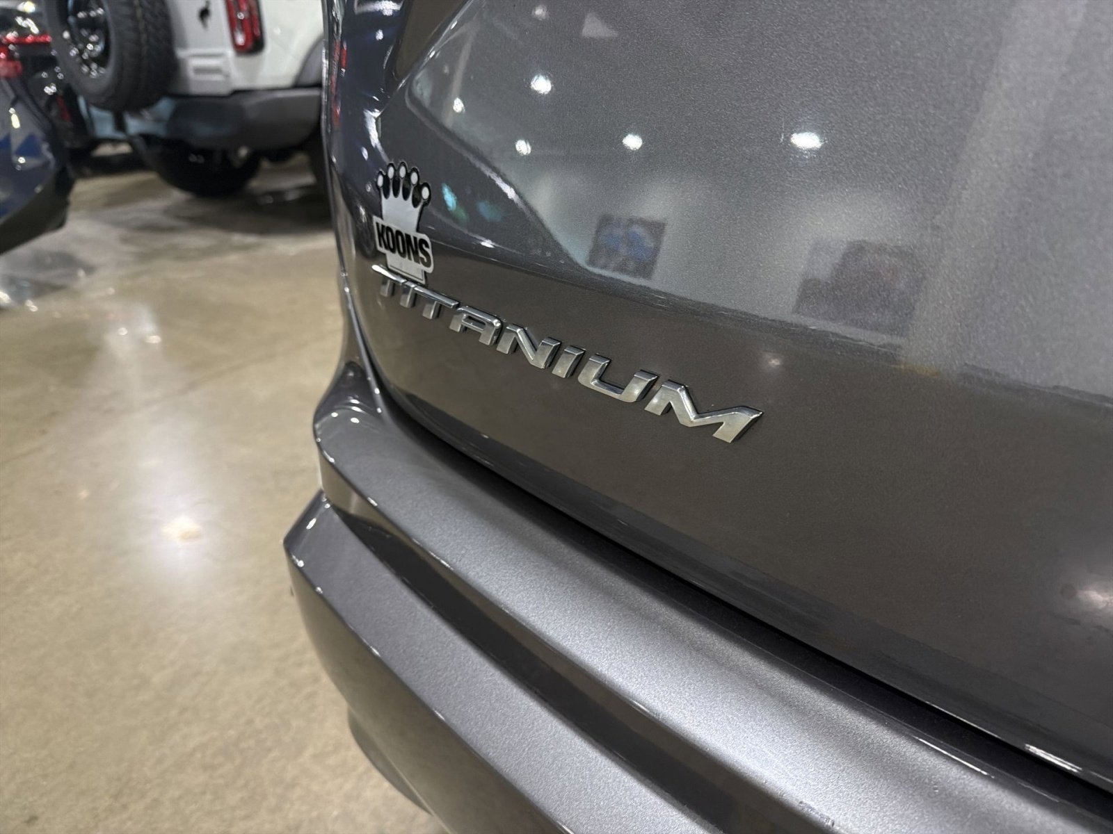 Used 2022 Ford Edge Titanium w/ Equipment Group 301A AWD/4WD image 20