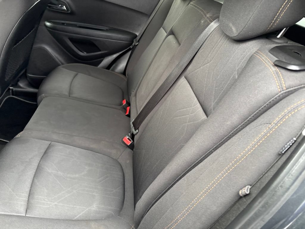 Used 2017 Chevrolet Trax LT FWD image 9