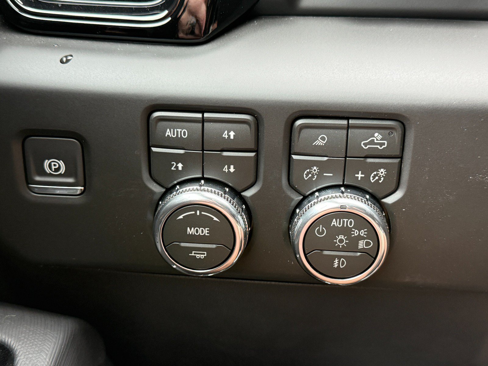 New 2026 GMC Sierra 1500 AT4X AWD/4WD image 33
