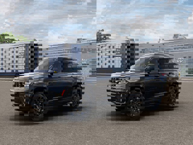 New 2026 Jeep Grand Cherokee Altitude image 2