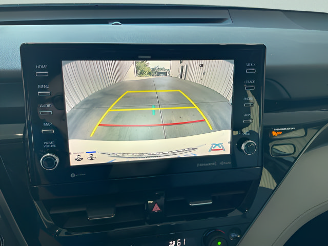 Used 2021 Toyota Camry XLE FWD image 20