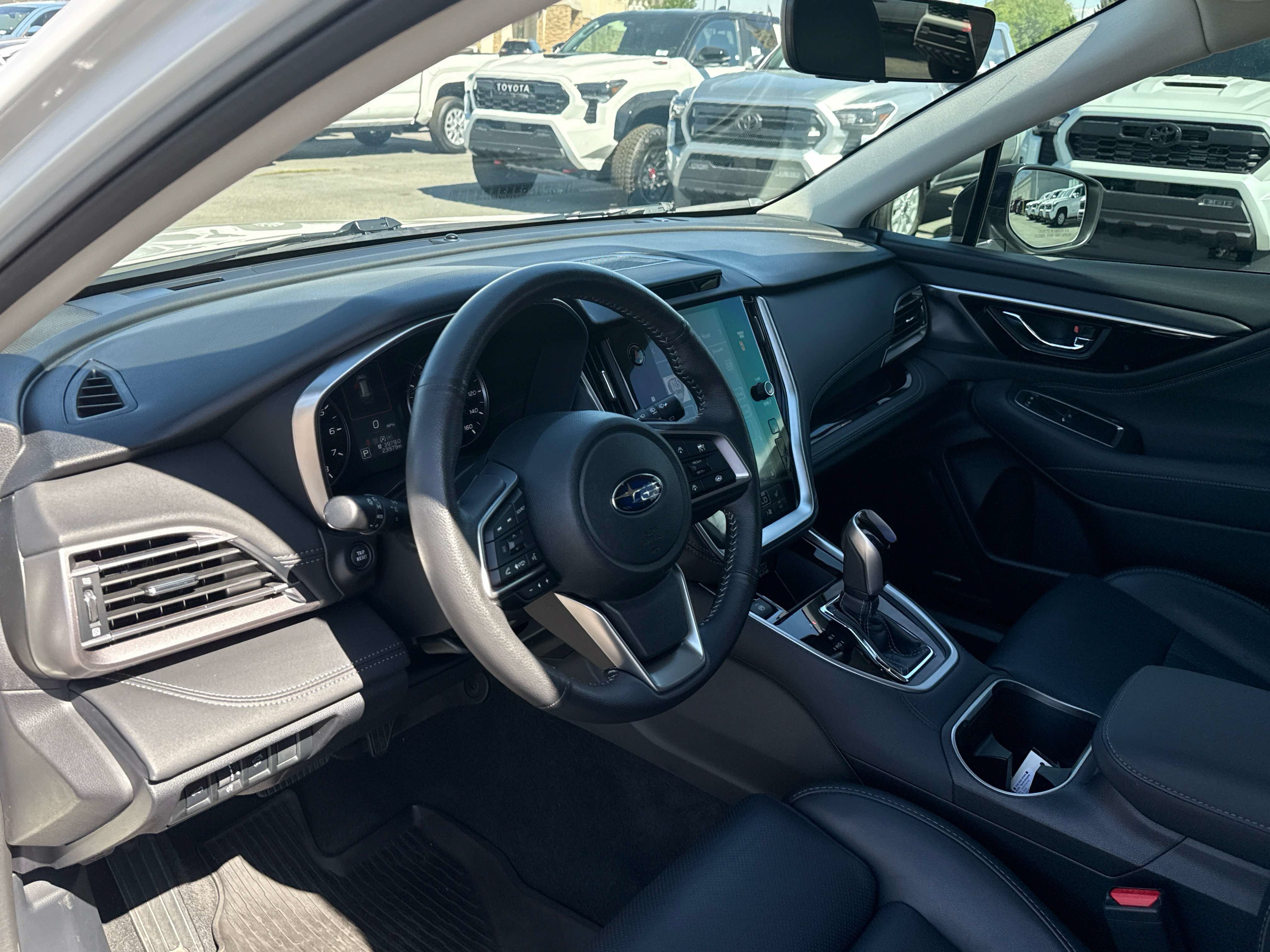 Used 2024 Subaru Outback Limited XT AWD/4WD image 9