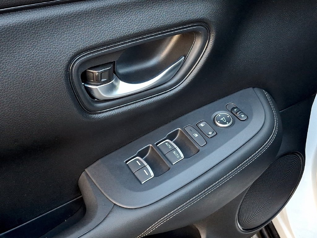 Used 2024 Honda HR-V EX-L image 14