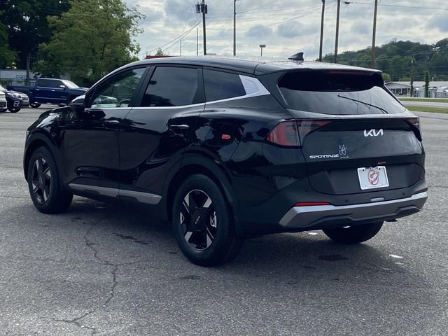 New 2026 Kia Sportage LX FWD image 4