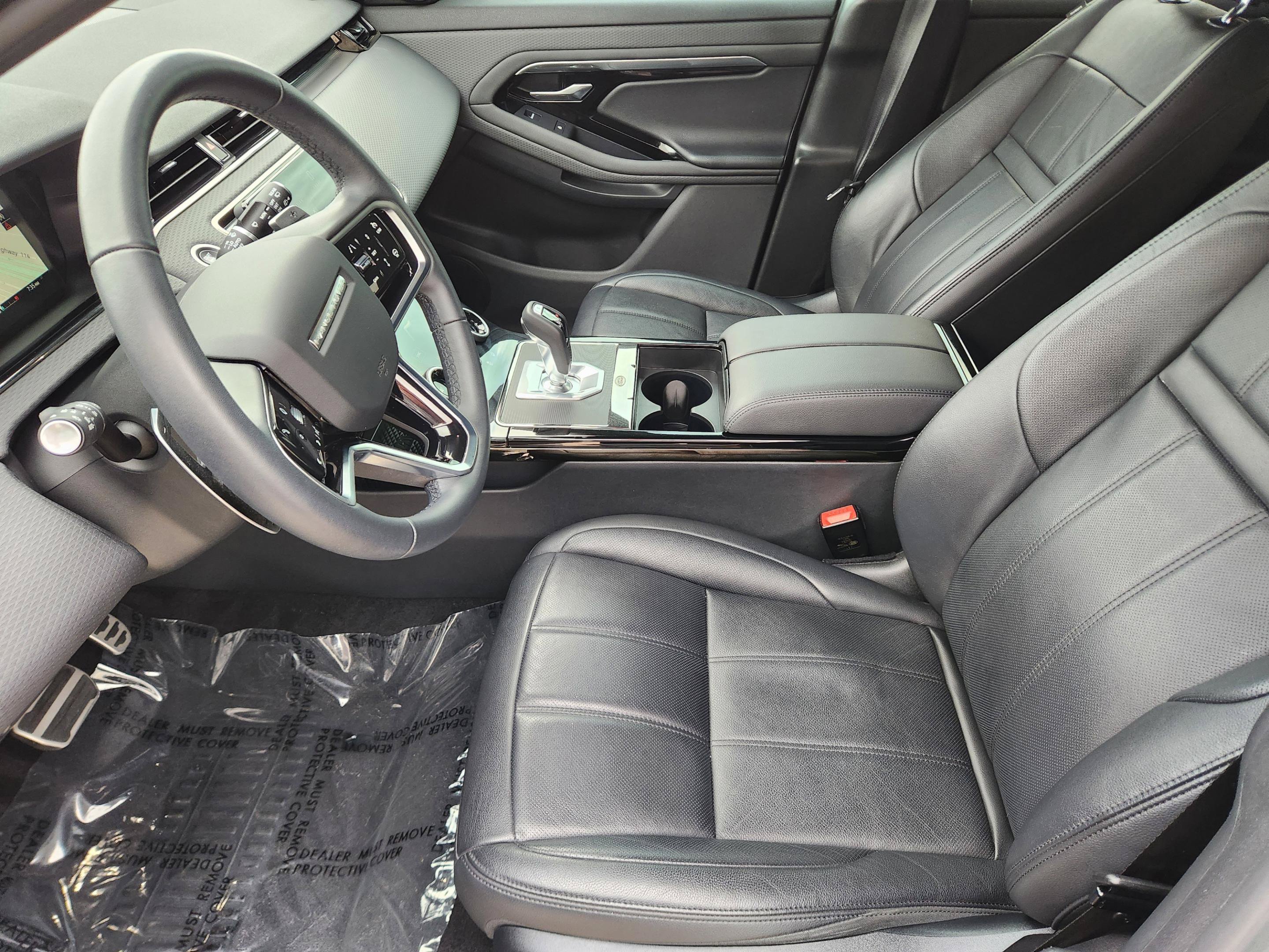 Certified 2023 Land Rover Range Rover Evoque R-Dynamic S AWD/4WD image 8