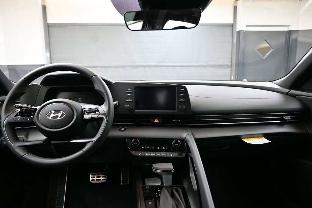 New 2026 Hyundai Elantra SEL Sport Premium w/ Cargo Package FWD image 22