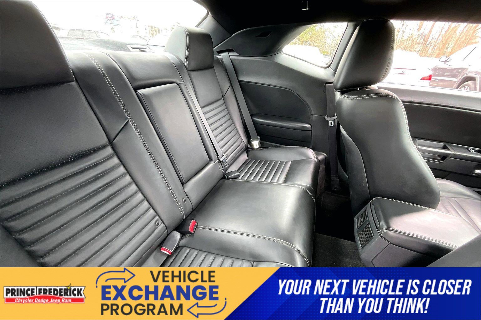 Used 2014 Dodge Challenger SXT Plus RWD image 21