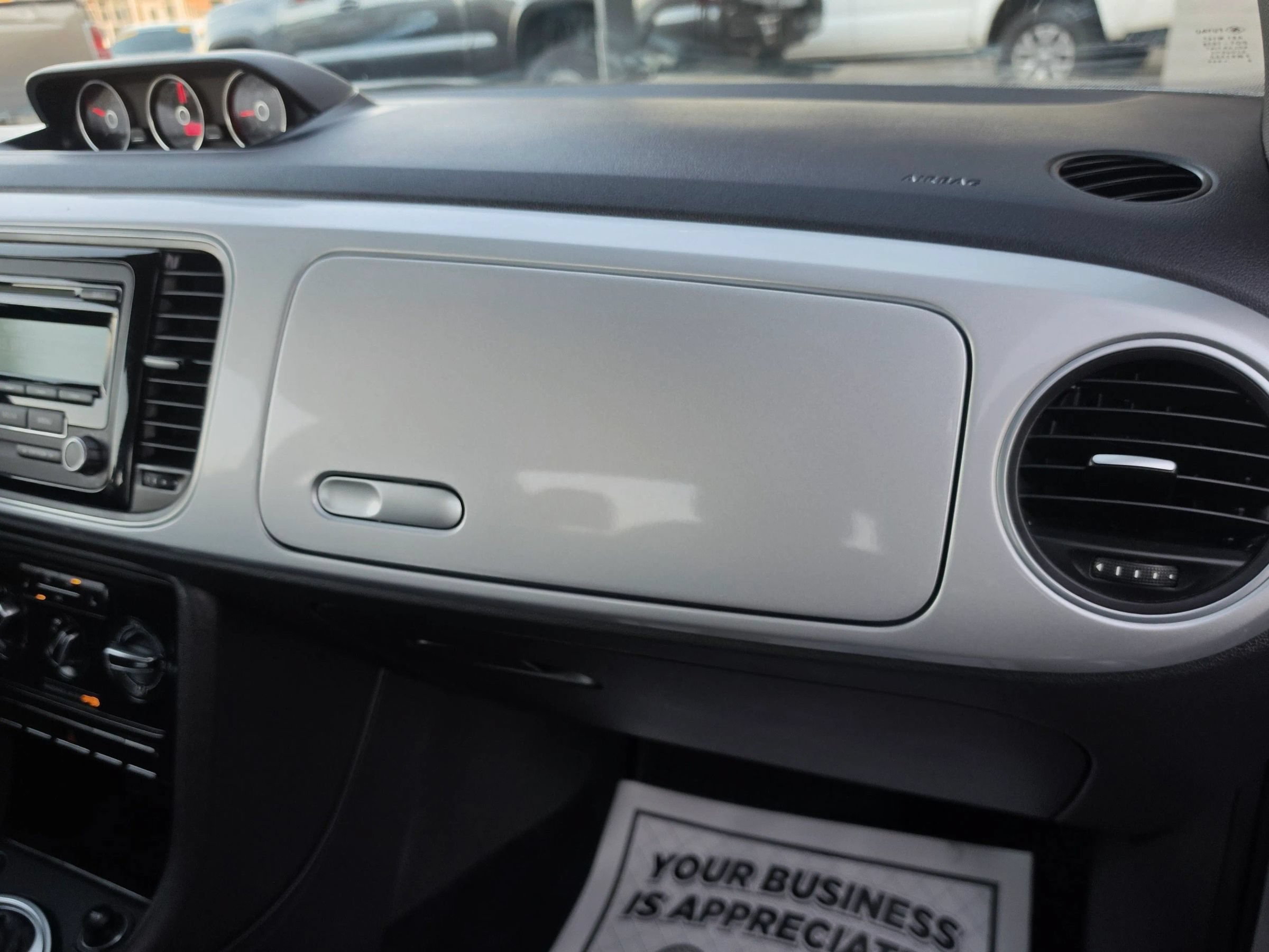 Used 2013 Volkswagen Beetle TDI FWD image 26