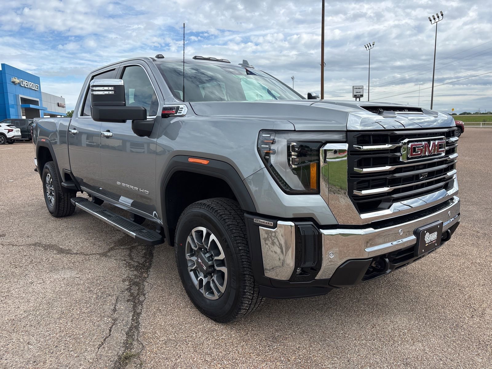 New 2026 GMC Sierra 2500 SLT w/ SLT Premium Package AWD/4WD image 8